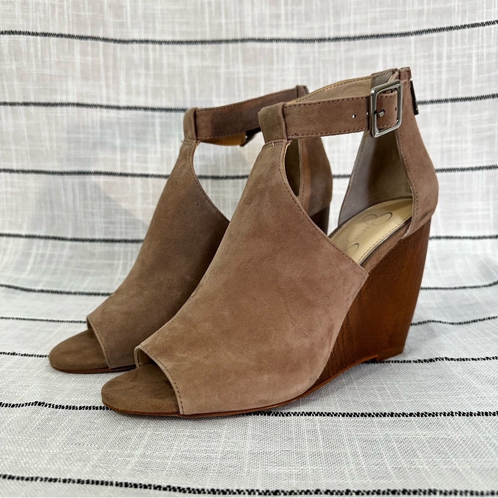 Jessica Simpson Crimsella Suede Wedge Heels fall sz 10 neutral nude tan shoes